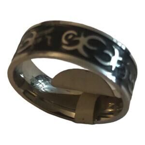 New‎ stainless steel tribal design band size 14